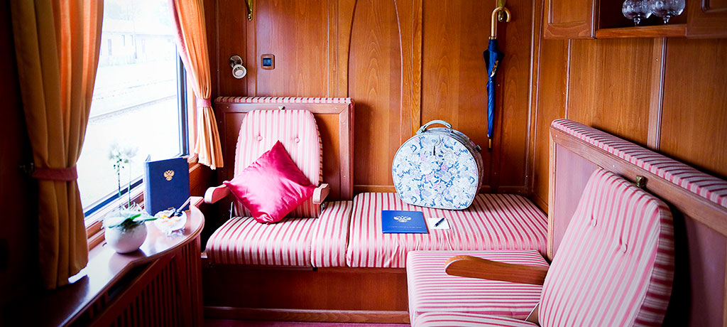 Europe Golden Eagle Danube Express Deluxe Class