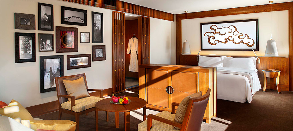 Asia China Lhasa the st regis Junior Suite 01